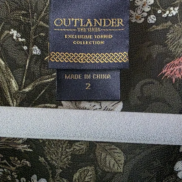 Torrid Outlander Lexie Floral Chiffon Hi-Lo Babydoll Tunic - Picture 8 of 16